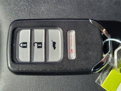 Used 2021 Honda HR-V EX image 34