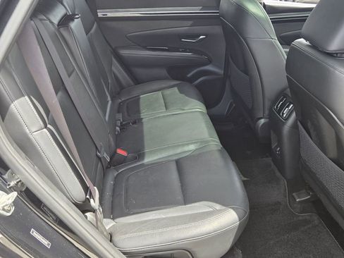Used 2022 Hyundai Tucson Limited image 16