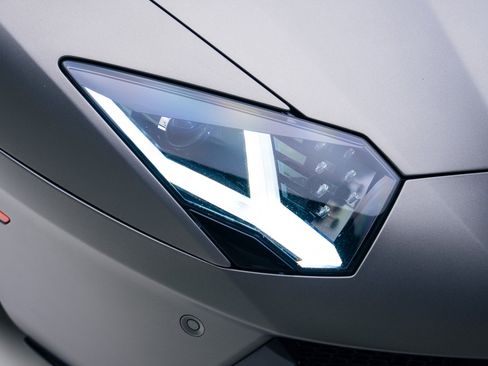 Used 2015 Lamborghini Aventador LP 700-4 image 13