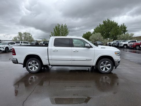 Used 2022 RAM 1500 Limited AWD/4WD image 9