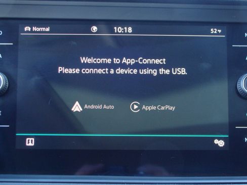 Used 2024 Volkswagen Jetta SEL image 19