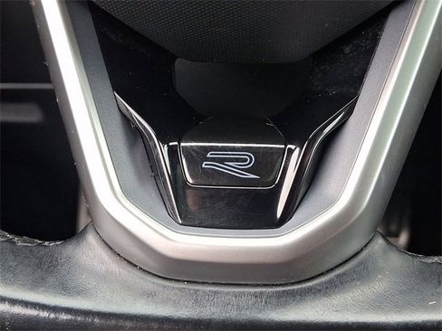 Used 2022 Volkswagen Tiguan SE R-Line image 24