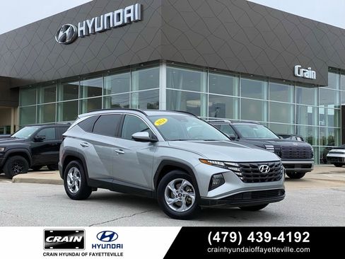 Used 2024 Hyundai Tucson SEL FWD image 1