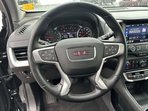 Certified 2024 GMC Terrain SLT image 13