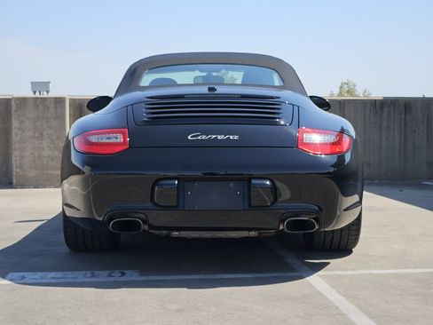 Used 2011 Porsche 911 Carrera RWD image 7