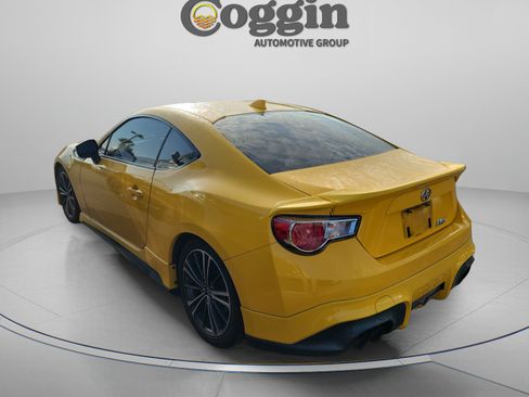 Used 2015 Scion FR-S Release Series 1.0 RWD image 3