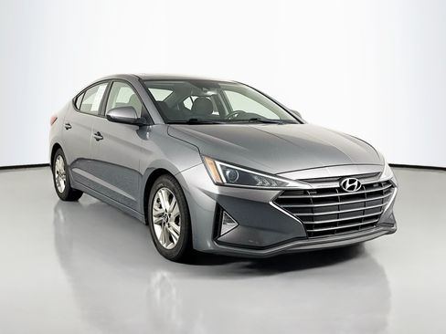 Used 2019 Hyundai Elantra Value Edition w/ Cargo Package FWD image 3