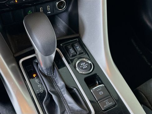 Used 2025 Mitsubishi Eclipse Cross AWD image 24