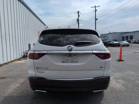 Used 2023 Buick Enclave Essence w/ Experience Buick Package AWD/4WD image 7