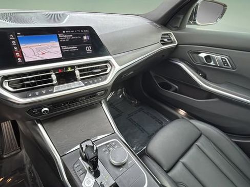 Used 2021 BMW 330i xDrive Sedan w/ Convenience Package image 25