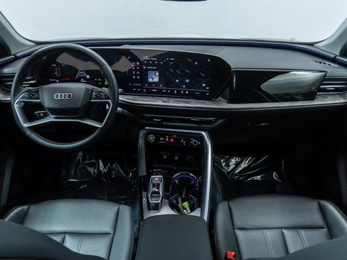 Used 2025 Audi Q5 Premium w/ Convenience Package AWD/4WD image 15