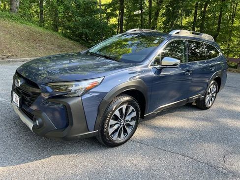 Used 2024 Subaru Outback Touring XT AWD/4WD image 4