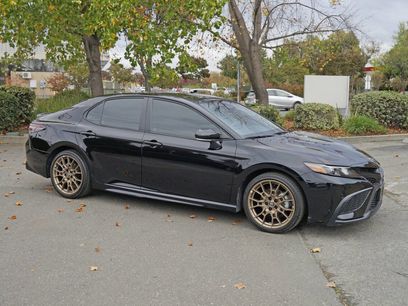 Used 2024 Toyota Camry SE w/ Convenience Package