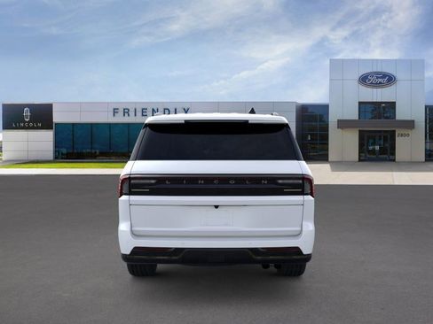 New 2026 Lincoln Navigator L Reserve w/ Jet Appearance Package image 5