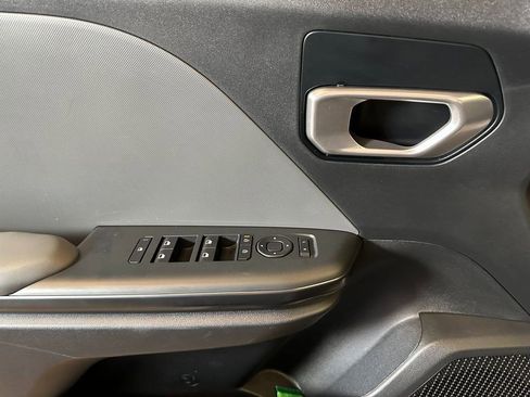 Used 2025 Kia K4 LXS image 20