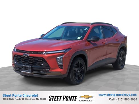 Certified 2024 Chevrolet Trax ACTIV w/ Sunroof Package FWD image 1