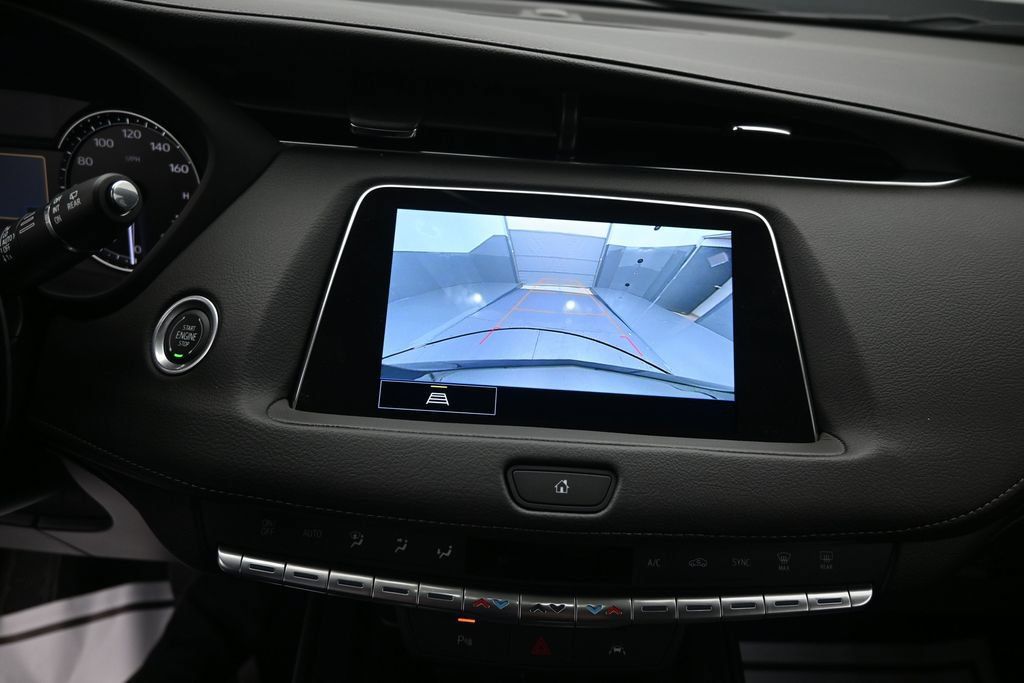 Used 2023 Cadillac XT4 Premium Luxury FWD image 11
