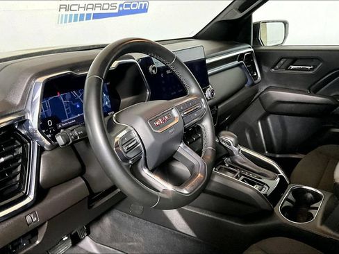 Used 2024 GMC Canyon Elevation w/ Trailering Package RWD image 10