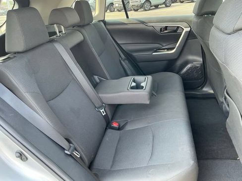 Used 2025 Toyota RAV4 LE AWD/4WD image 19