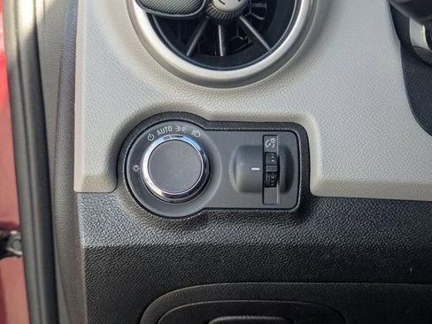 Used 2016 Chevrolet Trax LT w/ LT Convenience Package image 20