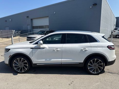 Used 2021 Lincoln Nautilus Reserve w/ Equipment Group 201A AWD/4WD image 2