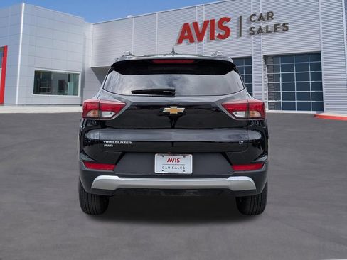 Used 2025 Chevrolet TrailBlazer LT AWD/4WD image 7