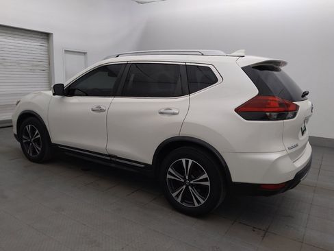 Used 2018 Nissan Rogue SL FWD image 3