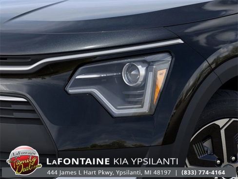 New 2025 Kia Niro EX image 10
