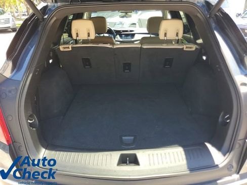 Used 2019 Cadillac XT5 FWD image 11