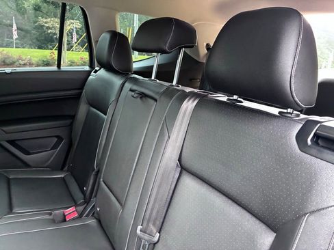 Used 2021 Volkswagen Atlas SE FWD image 17