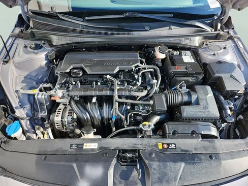 Used 2023 Hyundai Elantra SEL image 34