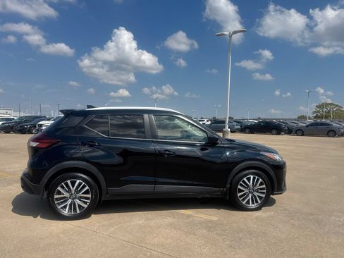 Certified 2023 Nissan Kicks SV FWD image 26