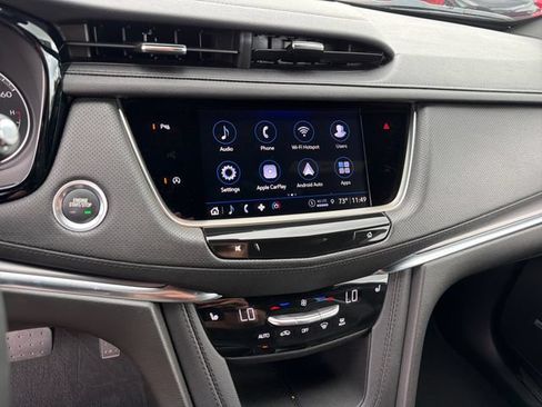 Certified 2025 Cadillac XT5 Luxury AWD/4WD image 17
