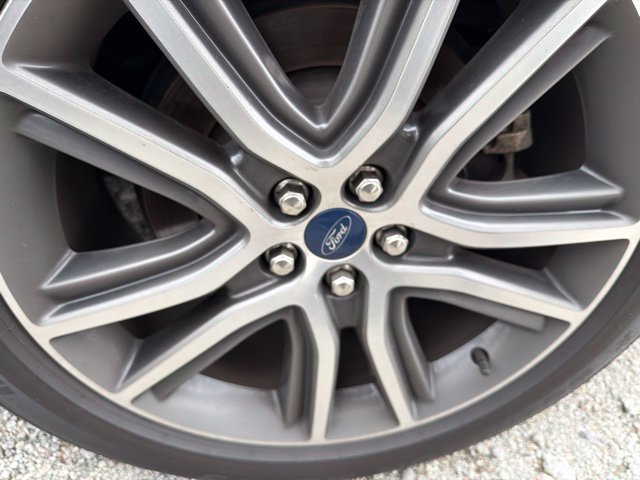Used 2021 Ford Edge Titanium w/ Equipment Group 301A AWD/4WD image 6