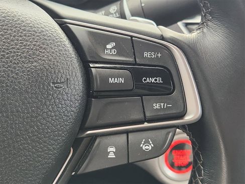 Certified 2018 Honda Accord Touring image 28