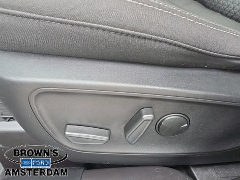 Used 2023 Ford Escape Active w/ Tech Pack #2 AWD/4WD image 17