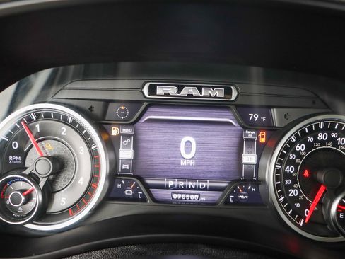 Used 2020 RAM 2500 Laramie AWD/4WD image 16