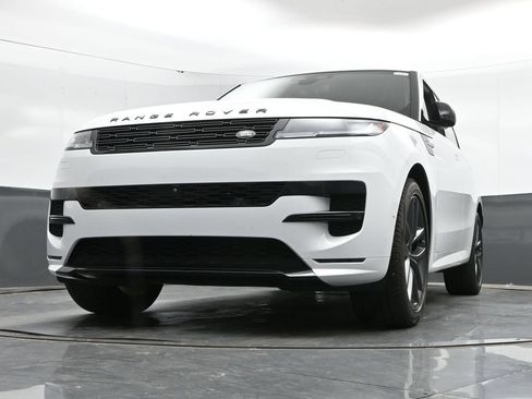 Used 2025 Land Rover Range Rover Sport Dynamic SE AWD/4WD image 43
