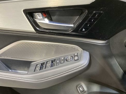 Used 2023 Acura MDX SH-AWD w/ Technology Package image 23