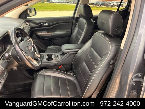Used 2021 GMC Acadia Denali w/ Denali Technology Package FWD image 25