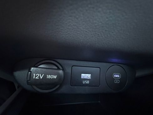 Certified 2025 Hyundai Elantra SE w/ Cargo Package image 30