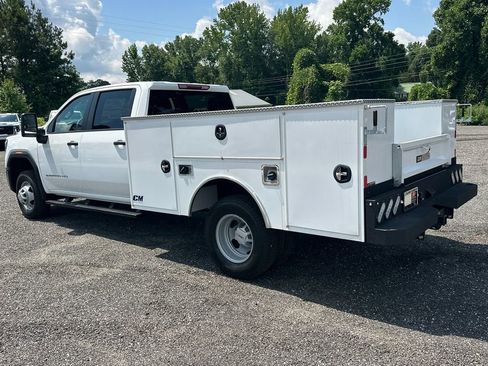 New 2026 GMC Sierra 3500 Pro w/ Convenience Package AWD/4WD image 8