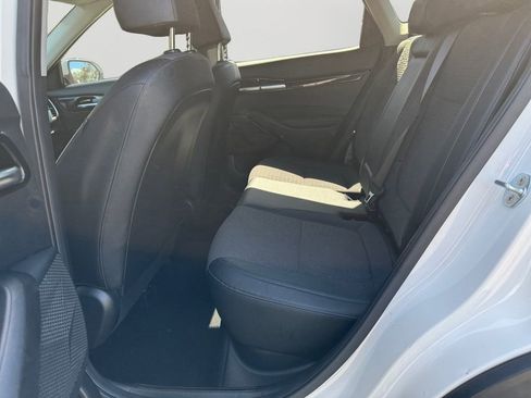 Used 2023 Kia Seltos S w/ Navigation Package image 15