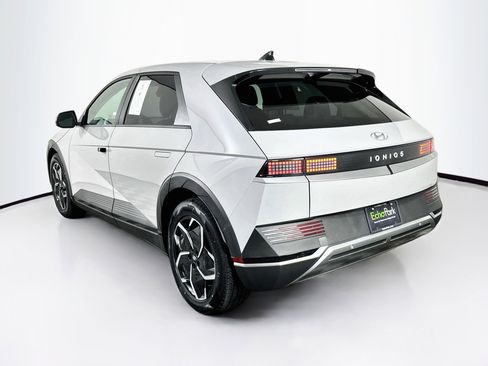 Used 2024 Hyundai Ioniq 5 SE RWD image 5