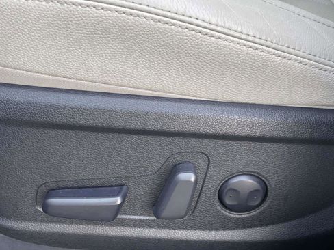 Used 2022 Hyundai Palisade SEL w/ 8P Bench Seat Package image 10