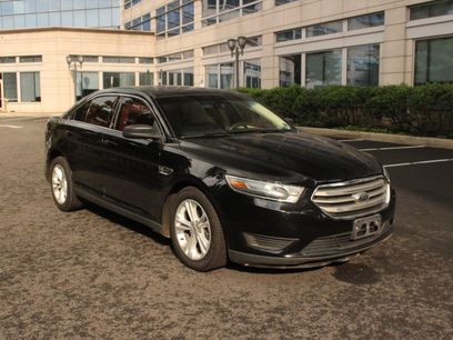 Used 2016 Ford Taurus SE