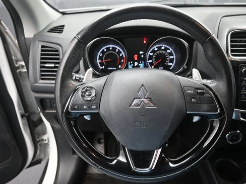 Used 2017 Mitsubishi Outlander Sport SEL FWD image 3