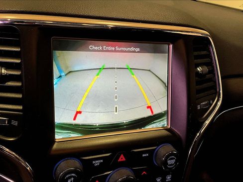 Used 2017 Jeep Grand Cherokee Limited AWD/4WD image 14