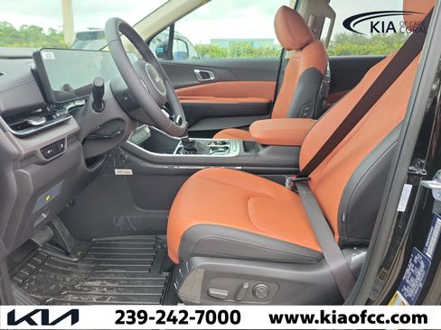 New 2026 Kia Carnival EX FWD image 21