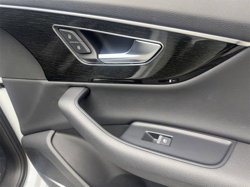 Used 2022 Audi Q7 2.0T Premium Plus w/ Premium Plus Package image 54